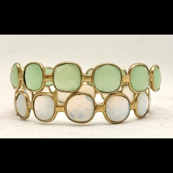 Chalcedony Gold Bangle - Picture 3 of 4